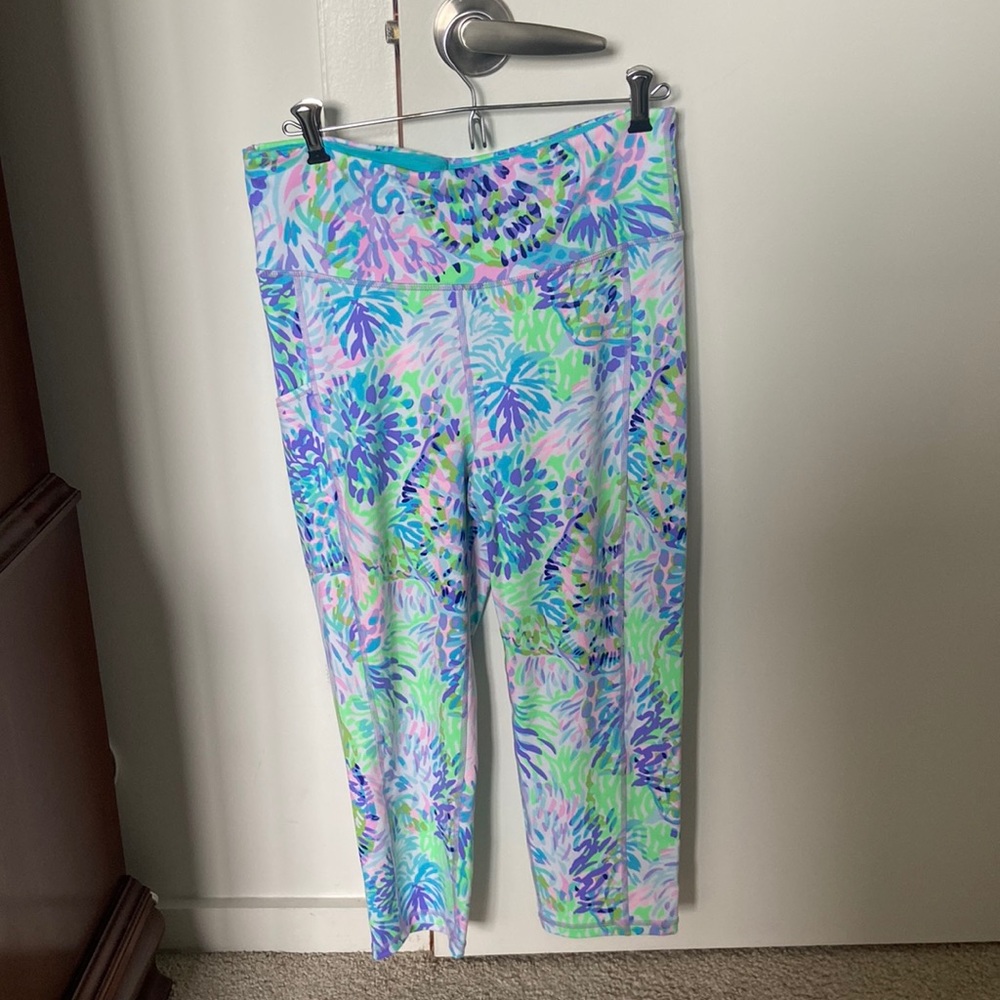 Lilly athletic Capri length pants
